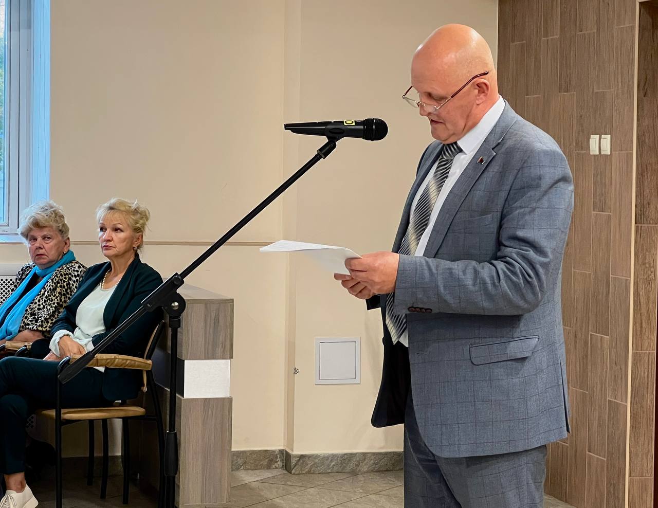 den pozilih 08